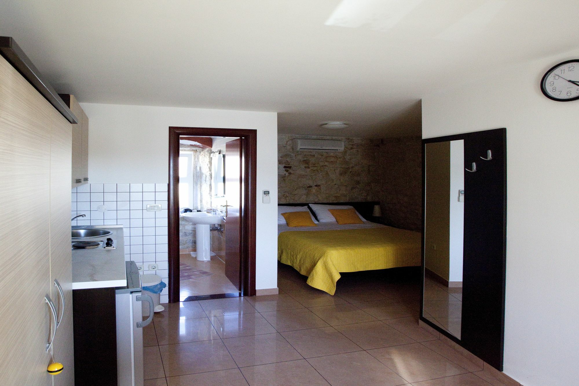 Apartments Riva Trogir Exterior photo